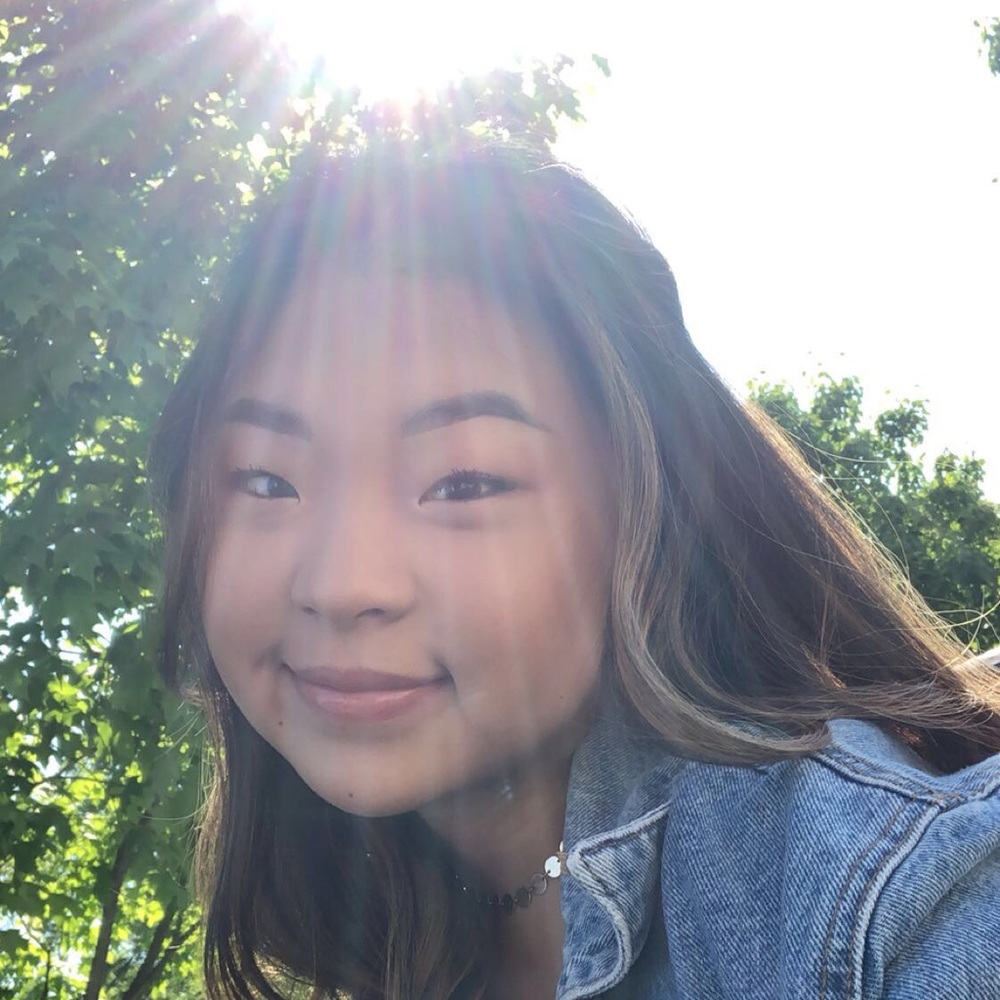 Meet your Posher, Emily